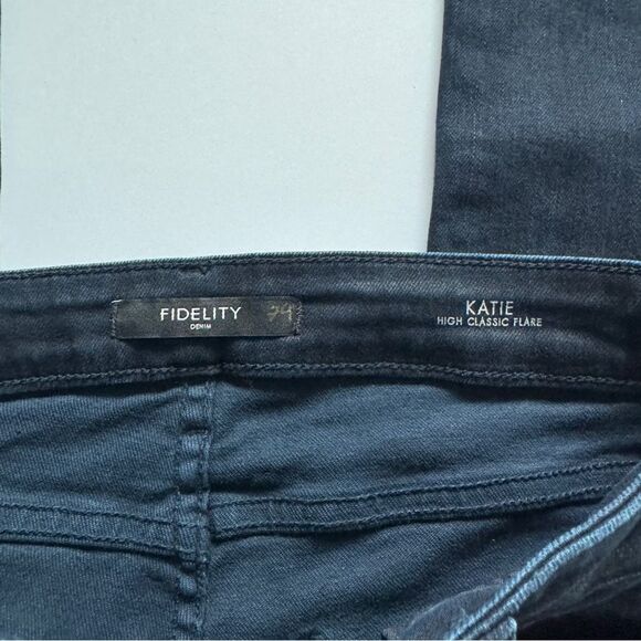 Fidelity Katie High Rise Classic Flare Empress Blue Jeans Size 26 NWT - Picture 5 of 11